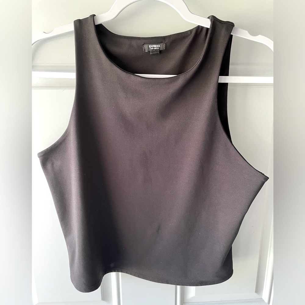 Express Women’s Black Cropped Body Contour Tank, size large